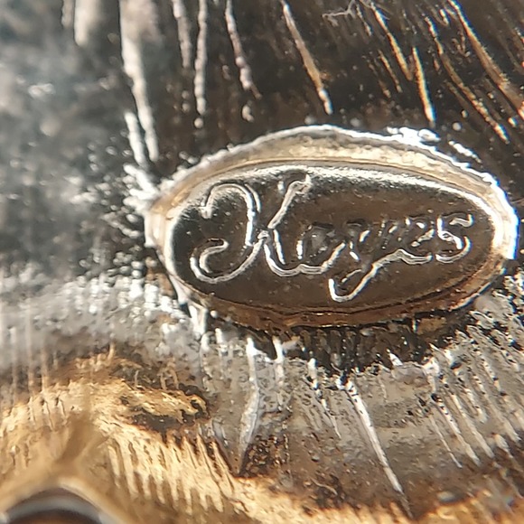 Signed Keyes Gold Tone Apple Rhinestone Brooch Teacher Gift Vintage Costume - Picture 5 of 10